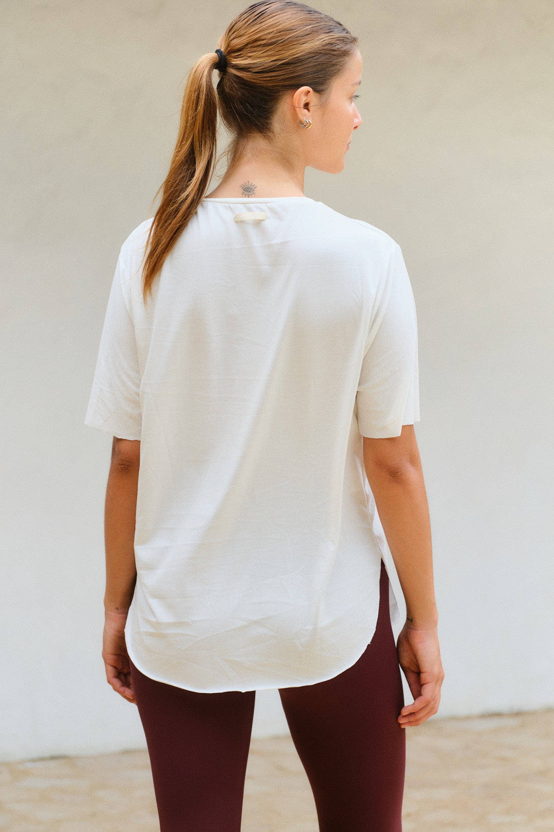 REMERA CHARIS