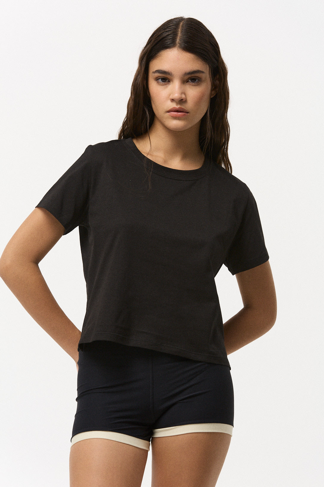REMERA MOSCU