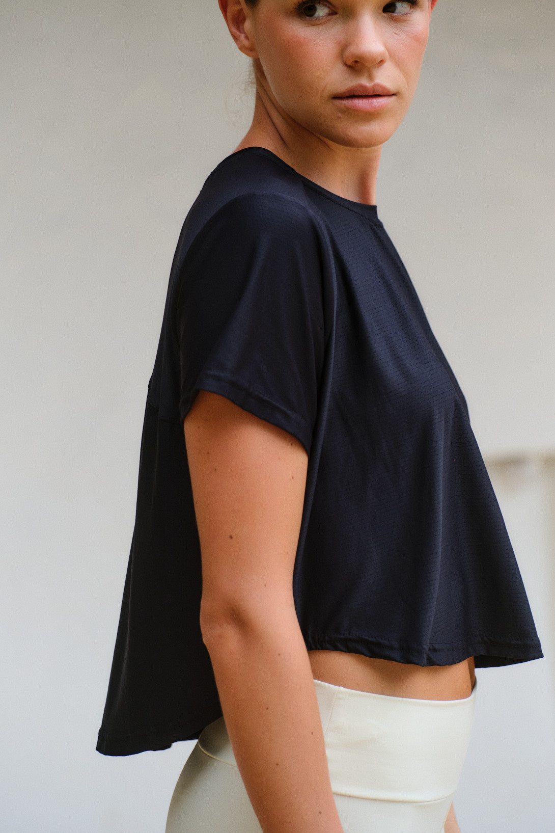 REMERA MORU