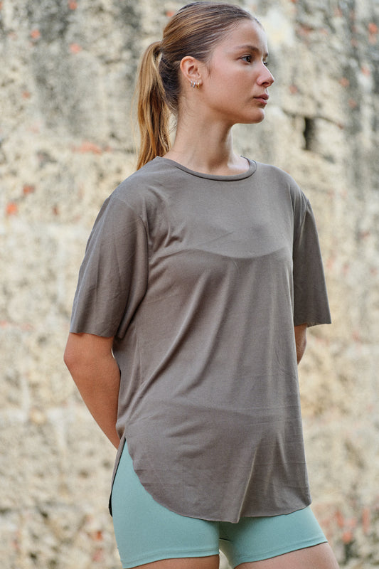 REMERA CHARIS
